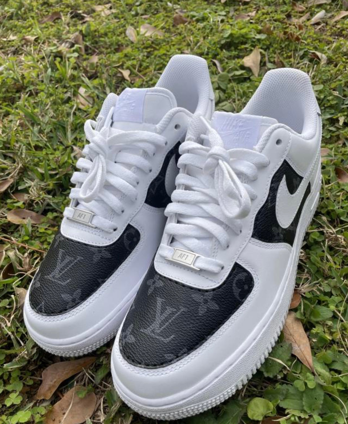 Black & White LV - Custom Air Force 1