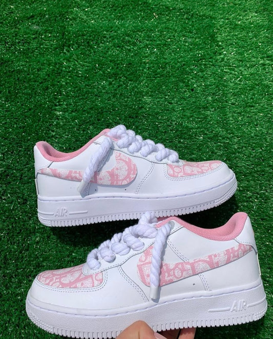 Pretty in Pink  image 0