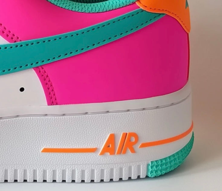 Tropical Splash image 3 Sole Struck